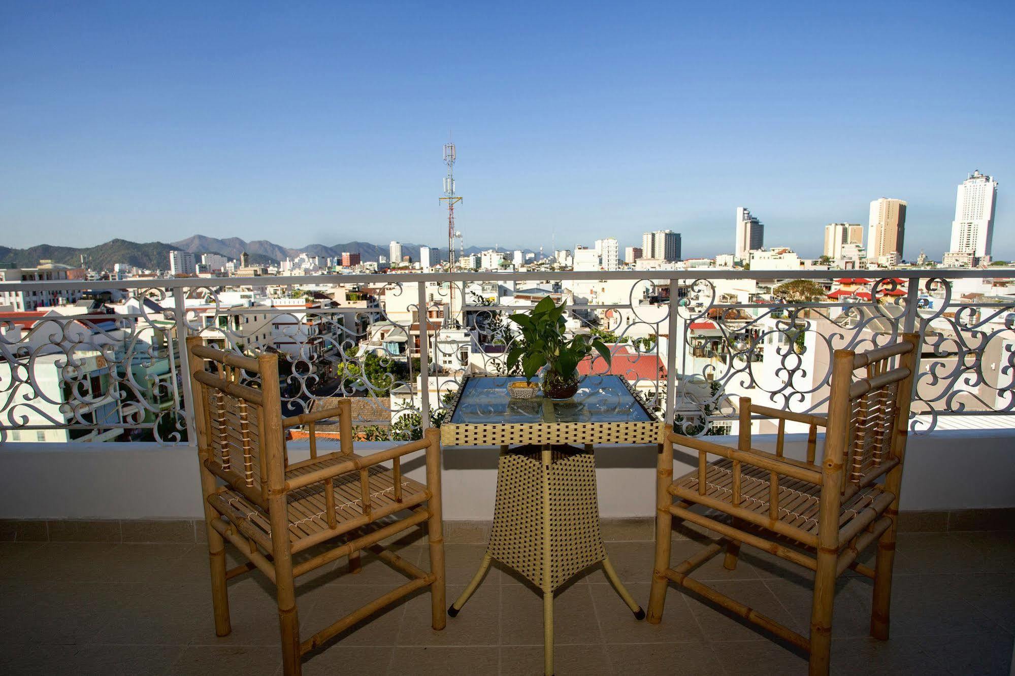 Rex Hotel & Apartment Nha Trang Exterior photo